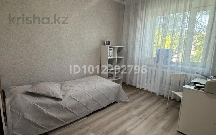 3-бөлмелі пәтер · 62.9 м² · 2/5 қабат, ул. М. Ауэзова 57, бағасы: 13 млн ₸ в  — фото 2