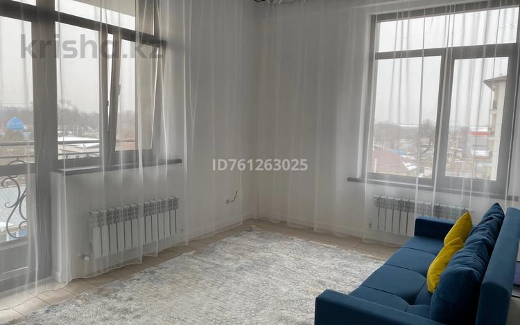 3-комнатная квартира · 80.5 м² · 4/5 этаж, мкр Кайрат, Белбулак 2 за 300 000 ₸ в Алматы, Турксибский р-н — фото 2