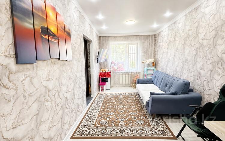 2-комнатная квартира · 61.8 м² · 2/3 этаж, мкр Уркер 16 за 22.9 млн ₸ в Астане, Нура р-н — фото 16