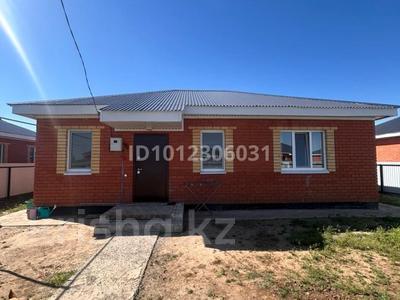 3-бөлмелі пәтер · 120 м² · 1 қабат, мкр Жулдыз, Жұлдыз ш/а 34 — Серкебаева 34, бағасы: 28 млн ₸ в Уральске
