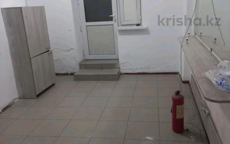 Свободное назначение, магазины и бутики, кабинеты и рабочие места, студии · 140 м² за 360 000 ₸ в Алматы, Турксибский р-н — фото 9