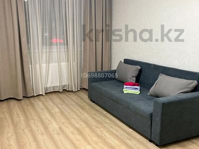 1-бөлмелі пәтер · 45 м² · 6/12 қабат, мкр Уркер, Казыбек би 11, бағасы: 12 500 ₸ в Астане, Нура р-н