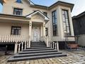Жеке үй · 14 бөлме · 394 м² · 8 жүзд., мкр Северо-Запад 3981 — 87школа Аргынбекова и ул Казына, бағасы: 130 млн ₸ в Шымкенте, Абайский р-н