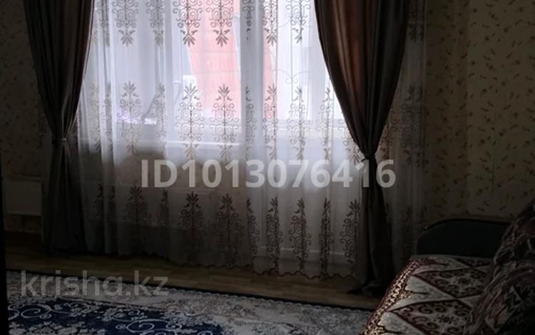 2-комнатная квартира · 64 м² · 6/6 этаж, мкр Кокжиек 27 — Школы за 200 000 ₸ в Алматы, Жетысуский р-н — фото 3