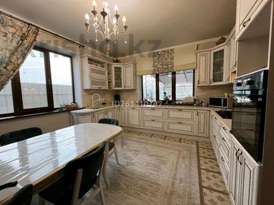 Отдельный дом · 5 комнат · 271.1 м² · 5.3 сот., Жаркынбекова 2 — Пересечение с ул.Сералина за 120 млн ₸ в Коянкусе