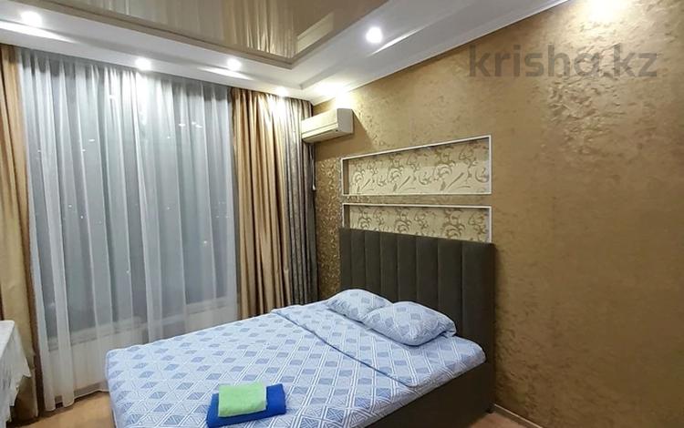2-комнатная квартира · 90 м² · 18/25 этаж, мкр 11, 11-й микрорайон. Аквапарк. 112а — Актобе ажары 18эт. за 17 900 ₸ — фото 2