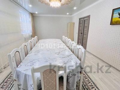 Отдельный дом · 4 комнаты · 120 м² · 9 сот., 3 стротельная 70 за 18 млн ₸ в Аксае