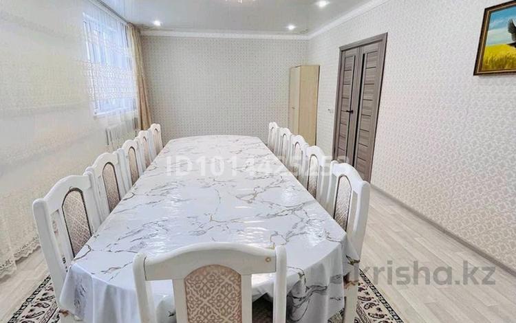 Отдельный дом · 4 комнаты · 120 м² · 9 сот., 3 стротельная 70 за 18 млн ₸ в Аксае — фото 5
