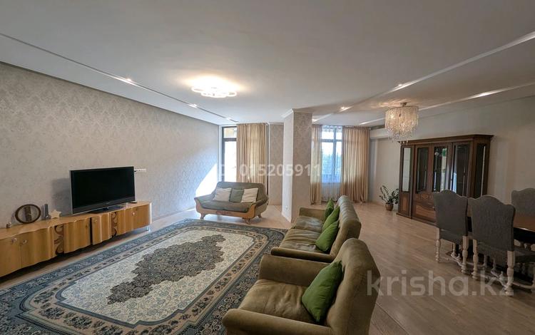 3-бөлмелі пәтер · 250 м² · 5/8 қабат, Омарова 35/1, бағасы: 700 000 ₸ в Алматы, Медеуский р-н — фото 2