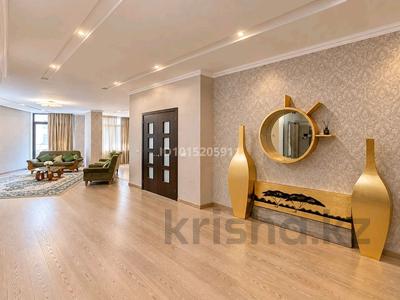 3-комнатная квартира · 250 м² · 5/8 этаж, Омарова 31/1 за 650 000 ₸ в Алматы, Медеуский р-н