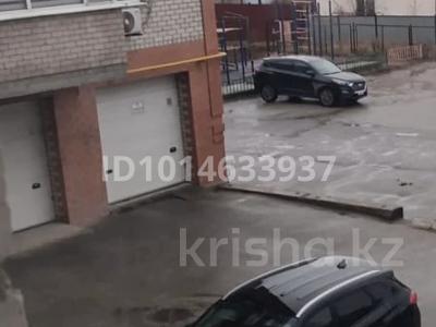Гараж · 21 м² · 12 ш/а., Бокенбай батыра 32 32 — Жк Кен дала, бағасы: 350 000 ₸ в Актобе, мкр 12