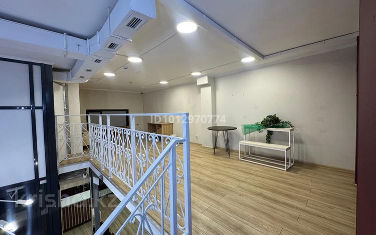 Еркін · 35 м², бағасы: 300 000 ₸ в Астане, Есильский р-н — фото 2
