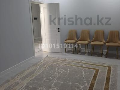 2-комнатная квартира · 70 м² · 5/5 этаж, Тәуелсіздік 3 1 за 250 000 ₸ в 