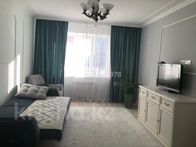1 бөлме · 64 м² · 3 қабат, Момышулы 2/10 — Тауелсиздик, бағасы: 90 000 ₸ в Астане, Алматы р-н