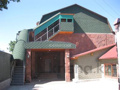 Свободное назначение, офисы, салоны красоты, бани, гостиницы и зоны отдыха, образование · 610 м² за 185 млн 〒 в Алматы, Медеуский р-н