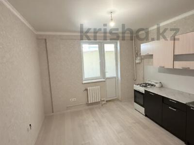 1-бөлмелі пәтер · 40 м² · 1/5 қабат, мкр. Алтын орда 16а к1, бағасы: 14 млн ₸ в Актобе