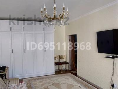 Продажа квартир: 2-комнатная квартира · 54.5 м² · 11/12 этаж, мкр Дарабоз — Ориентировочно находится возле Алматы Арена за 31.6 млн 〒 2-комнатная квартира · 54.5 м² · 11/12 этаж, мкр Дарабоз — Ориентировочно находится возле Алматы Арена за 31.6 млн 〒 в Алатауский р-н