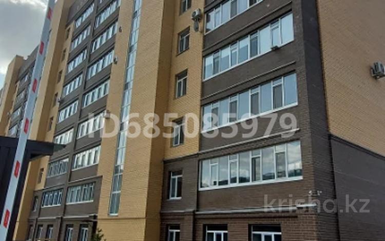 3-бөлмелі пәтер · 89.7 м² · 8/9 қабат, Шахтеров 3/2, бағасы: 50 млн ₸ в Караганде, Казыбек би р-н — фото 2