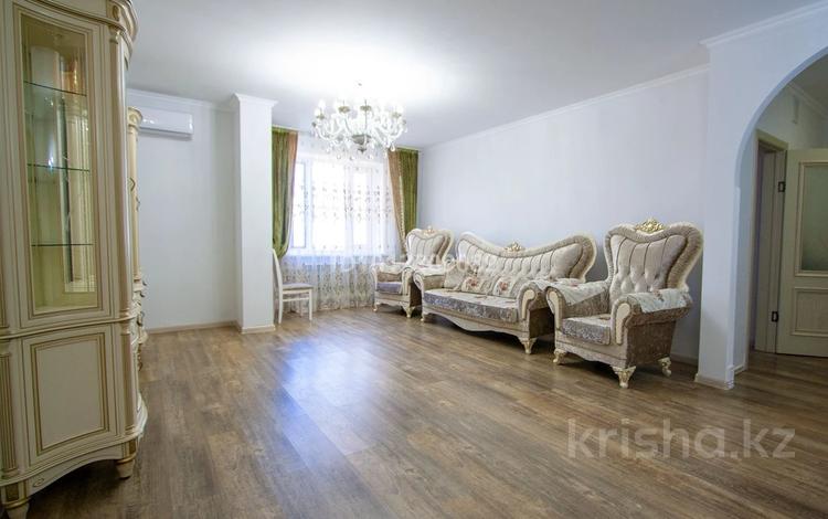 3-бөлмелі пәтер · 106.5 м² · 6/9 қабат, Аскарова Асанбая 21 — Возле Президентского Парка, бағасы: 87 млн ₸ в Алматы, Наурызбайский р-н — фото 2