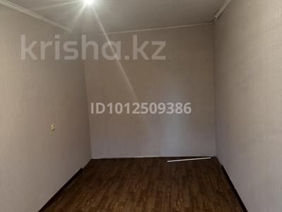 2-комнатная квартира · 46 м² · 1/5 этаж, Майкудук, 12й микрорайон 37 за 120 000 〒 в Караганде, Алихана Бокейханова р-н