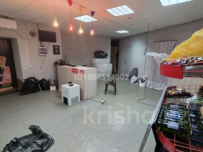 Еркін, кеңселер, дүкендер мен бутиктер, қоймалар, қоғамдық тамақтану орны, сұлулық салондары, медорталықтар мен дәріханалар, білім орталықтары, ойын-сауық · 66 м², бағасы: 20 млн 〒 в Астане, Алматы р-н