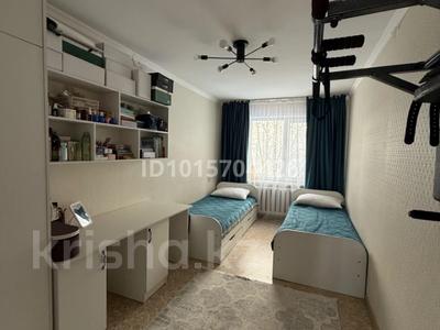 2-бөлмелі пәтер · 45.1 м² · 2/5 қабат, 16-шағынаудан 9, бағасы: 12 млн ₸ в Караганде, Алихана Бокейханова р-н
