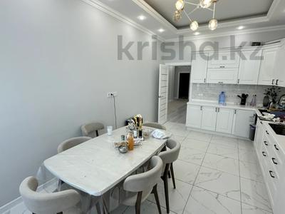 4-комнатная квартира · 153.5 м² · 21/26 этаж, Динмухаммед Кунаев 12 за 103 млн ₸ в Астане, Есильский р-н