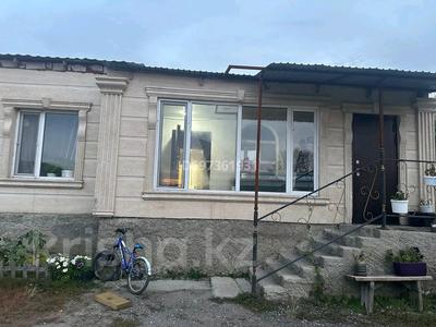 Часть дома · 6 комнат · 120 м² · 10 сот., Бейбитшилик 13 — С Уштобе за 34 млн ₸ в Караганде, Казыбек би р-н