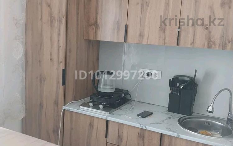1-бөлмелі пәтер · 30 м² · 6/9 қабат, Райымбек батыра 275, бағасы: 25 млн ₸ в  — фото 2