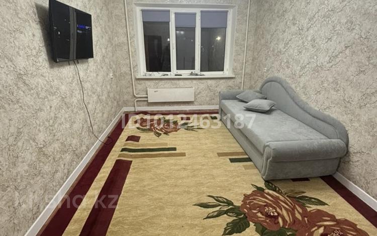 1-бөлмелі пәтер · 40 м² · 3/10 қабат, мкр Кунаева — Парк первого президента, бағасы: 130 000 ₸ в Уральске — фото 2