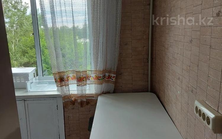 2-комнатная квартира, 50 м², 4/5 этаж помесячно, Каржаубайулы 243 — Сеченова за 120 000 〒 в Семее — фото 4