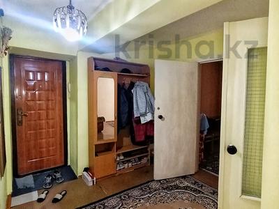 3-бөлмелі пәтер, 67 м², 2/5 қабат, мкр. Ғарышкер, бағасы: 23 млн 〒 в Талдыкоргане