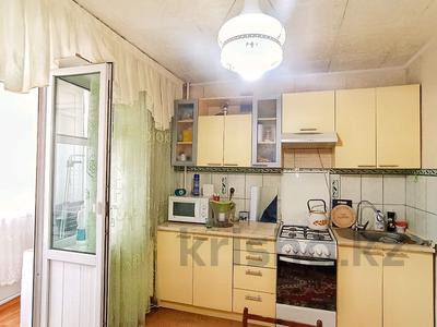 3-комнатная квартира, 67 м², 2/5 этаж, Мкр. Ғарышкер за 21 млн 〒 в Талдыкоргане