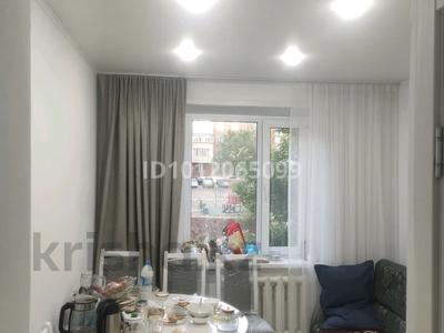 1-комнатная квартира · 42 м² · 2/5 этаж, Майкудук, Майкудук, мкр Голубые пруды 9 за 16 млн ₸ в Караганде, Алихана Бокейханова р-н