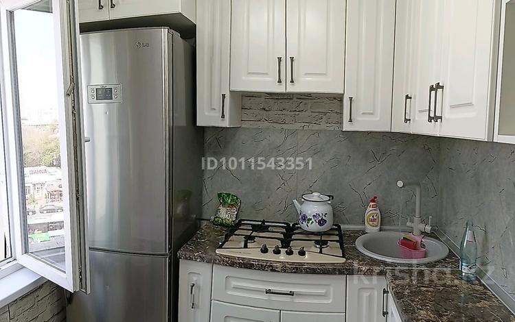 1-комнатная квартира · 30 м² · 5/5 этаж, 4-й мкр. 27 — Фемели парк за 250 000 ₸ в Алматы, Ауэзовский р-н — фото 2