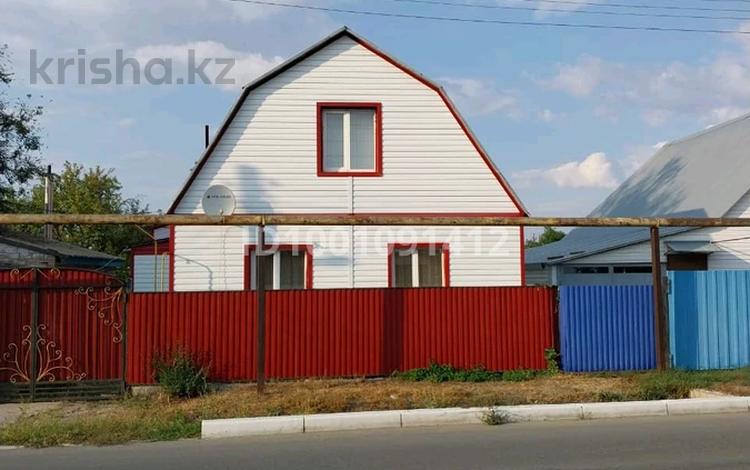 Жеке үй · 4 бөлме · 100 м² · 15 жүзд., Аль Фараби — Нарсуд, акимат, жд вокзал, бағасы: 40 млн ₸ в Аксае — фото 17