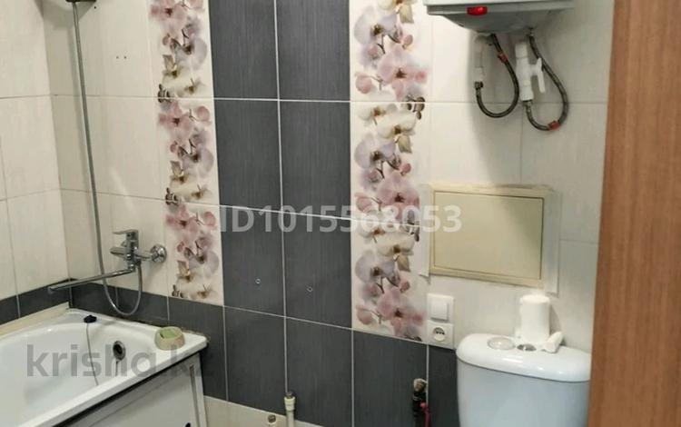 2-бөлмелі пәтер · 45.4 м² · 4/5 қабат, Ленинградская 77, бағасы: 8 млн ₸ в Шахтинске — фото 2