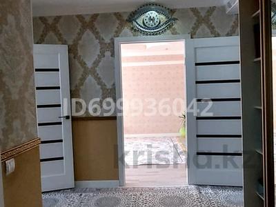 Пәтерлер в Актюбинской обл.: 3-бөлмелі пәтер · 101 м² · 1/5 қабат, мкр. Алтын орда, Мкр Батыс-2, жилой массив Юго-Запад 17А — Ресторан 1001 ночь, бағасы: 27.5 млн 〒 3-бөлмелі пәтер · 101 м² · 1/5 қабат, мкр. Алтын орда, Мкр Батыс-2, жилой массив Юго-Запад 17А — Ресторан 1001 ночь, бағасы: 27.5 млн 〒 в Актобе