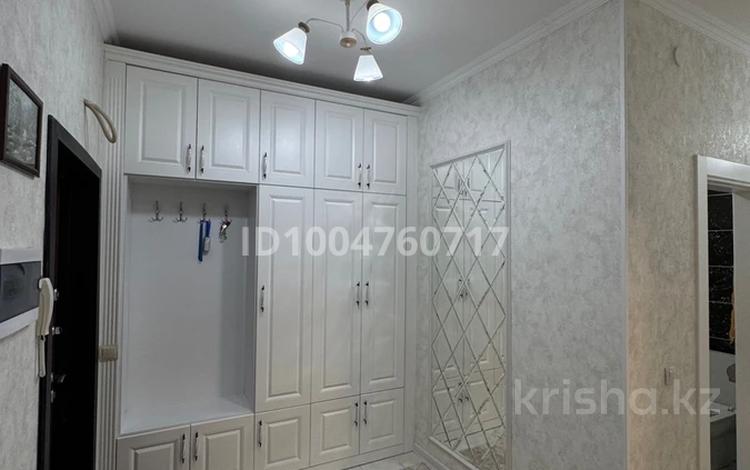 3-бөлмелі пәтер · 85 м² · 8/10 қабат, Куаныша Толеметова 50/22 — Толеметова Утегенова, бағасы: 45 млн ₸ в Шымкенте, Абайский р-н — фото 2