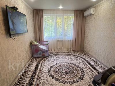 3-комнатная квартира · 61.2 м² · 1/5 этаж, Чингирлауская за 18 млн 〒 в Уральске