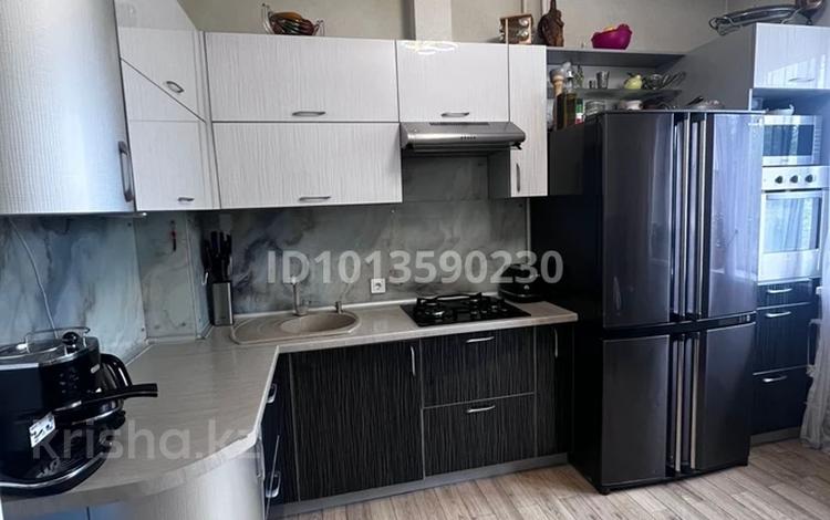 3-комнатная квартира · 77.8 м² · 4/9 этаж, Розыбакиева 103 за 59.9 млн ₸ в Алматы, Бостандыкский р-н — фото 2