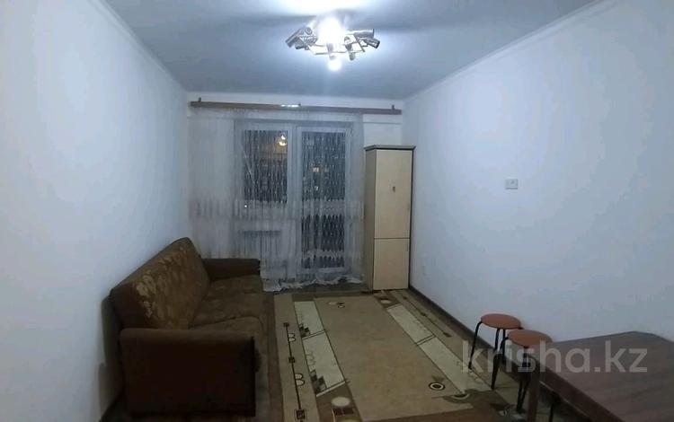 1-бөлмелі пәтер, 30 м², 6/9 қабат, мкр Шугыла, Жунисова 12, бағасы: 15.9 млн 〒 в Алматы, Наурызбайский р-н — фото 2