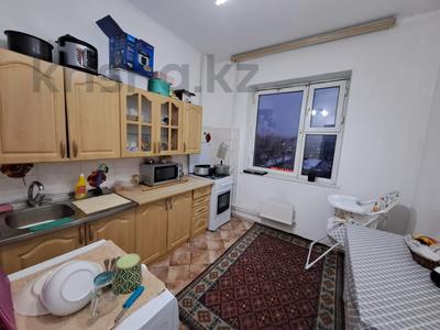 1-бөлмелі пәтер · 40 м² · 6/9 қабат, Ақсай-2 ш/а. 39 — Момышулы - Маргулана, бағасы: 25 млн ₸ в Алматы, Ауэзовский р-н