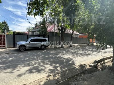 Жеке үй · 4 бөлме · 170 м² · 10 жүзд., Каратаева 2 — Марейсева 15 каратаева 2 угловой, бағасы: 47 млн ₸ в Актобе