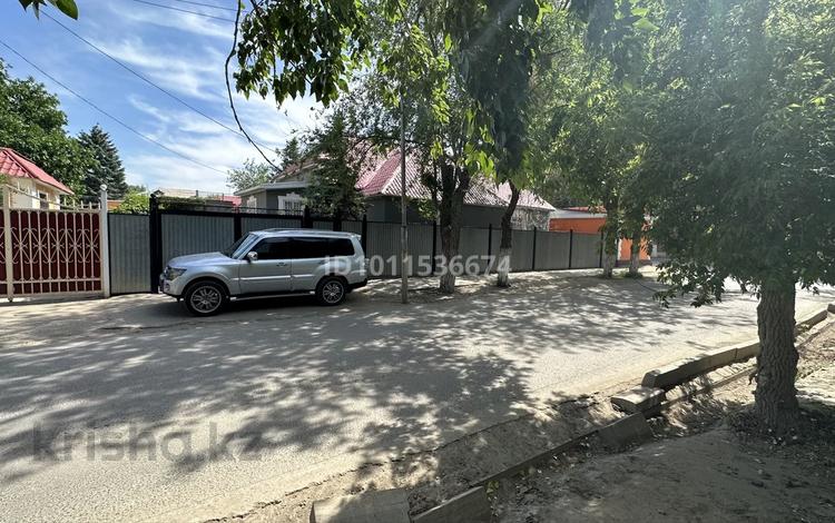 Жеке үй · 4 бөлме · 170 м² · 10 жүзд., Каратаева 2 — Марейсева 15 каратаева 2 угловой, бағасы: 47 млн ₸ в Актобе — фото 2