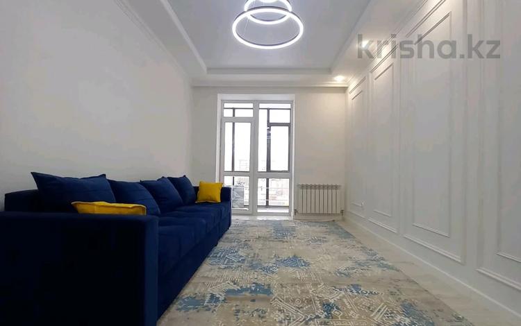3-комнатная квартира · 110 м² · 9/11 этаж, Кунаева 14 — Мангылык ел за 450 000 ₸ в Астане, Есильский р-н — фото 2