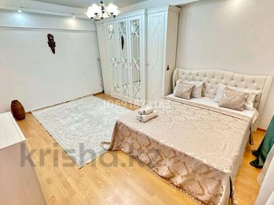 1-бөлмелі пәтер · 45 м² · 2/5 қабат, Навои 296 — Торайгырова Навои, бағасы: 16 000 〒 в Алматы, Бостандыкский р-н