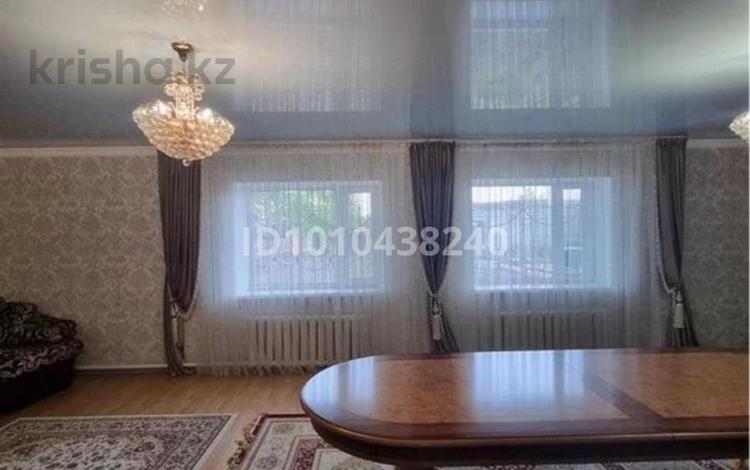 Часть дома · 4 комнаты · 120 м² · 14 сот., мкр Михайловка , Горноспасательная 111 за 28.5 млн 〒 в Караганде, Казыбек би р-н — фото 2