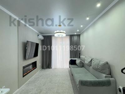 3-комнатная квартира · 88 м² · 9/10 этаж, мкр Юго-Восток, Микрорайон Байкена Ашимова 21 за 55 млн ₸ в Караганде, Казыбек би р-н