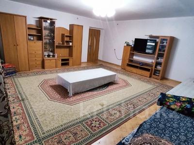 3-комнатная квартира · 114 м² · 9/10 этаж, Республика 18 за 33 млн 〒 в Астане, р-н Байконур